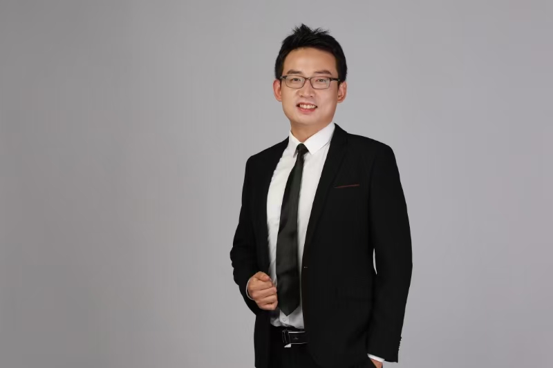 Maverick老师头像